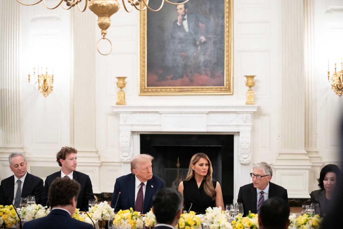 President Donald Trump and First Lady Melania Trump  host business and technology leaders for a dinner in State Dining Room at the White House, Thursday, September 4, 2025. (Official White House Photo by Andrea Hanks)