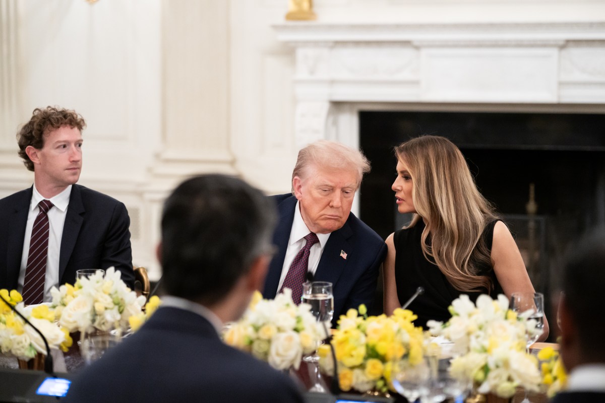 President Donald Trump and First Lady Melania Trump  host business and technology leaders for a dinner in State Dining Room at the White House, Thursday, September 4, 2025. (Official White House Photo by Andrea Hanks)