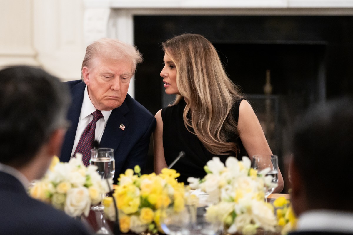 President Donald Trump and First Lady Melania Trump  host business and technology leaders for a dinner in State Dining Room at the White House, Thursday, September 4, 2025. (Official White House Photo by Andrea Hanks)