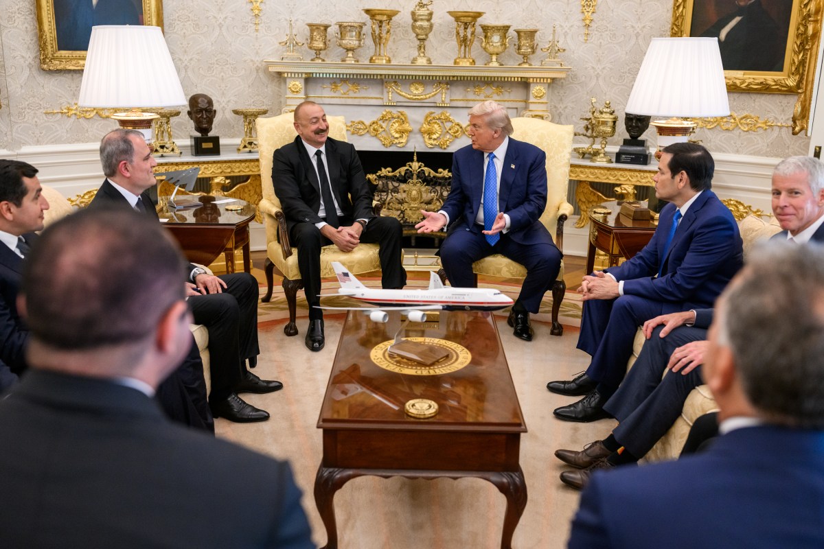 President Donald Trump meets with President Ilham Aliyev of Azerbaijan in the Oval Office, Friday, August 8, 2025. (Official White House Photo by Daniel Torok)