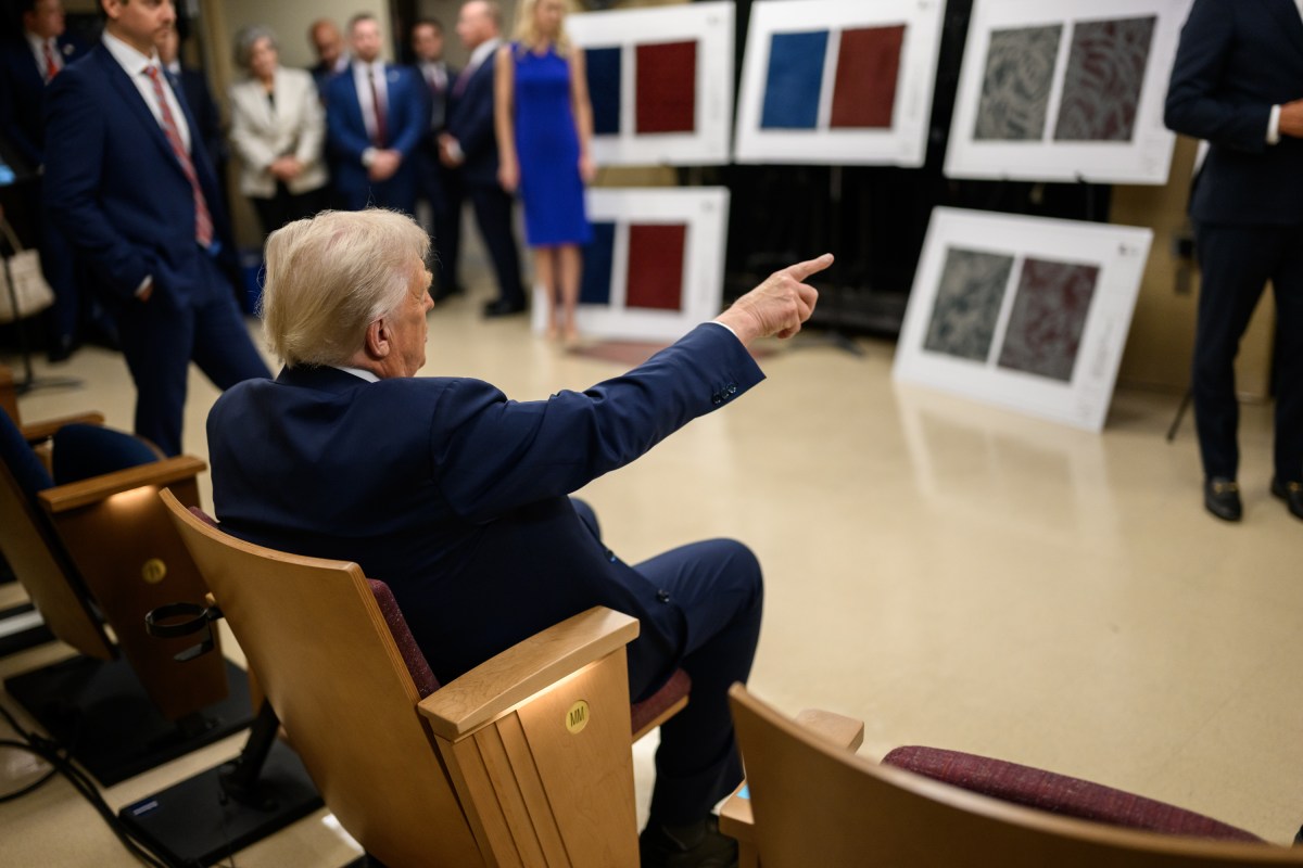 President Donald Trump discusses improvements to the John F. Kennedy Center for the Performing Arts with Kennedy Center Executive Director Richard Grenell in Washington, D.C., Wednesday, August 13, 2025. (Official White House Photo by Daniel Torok)