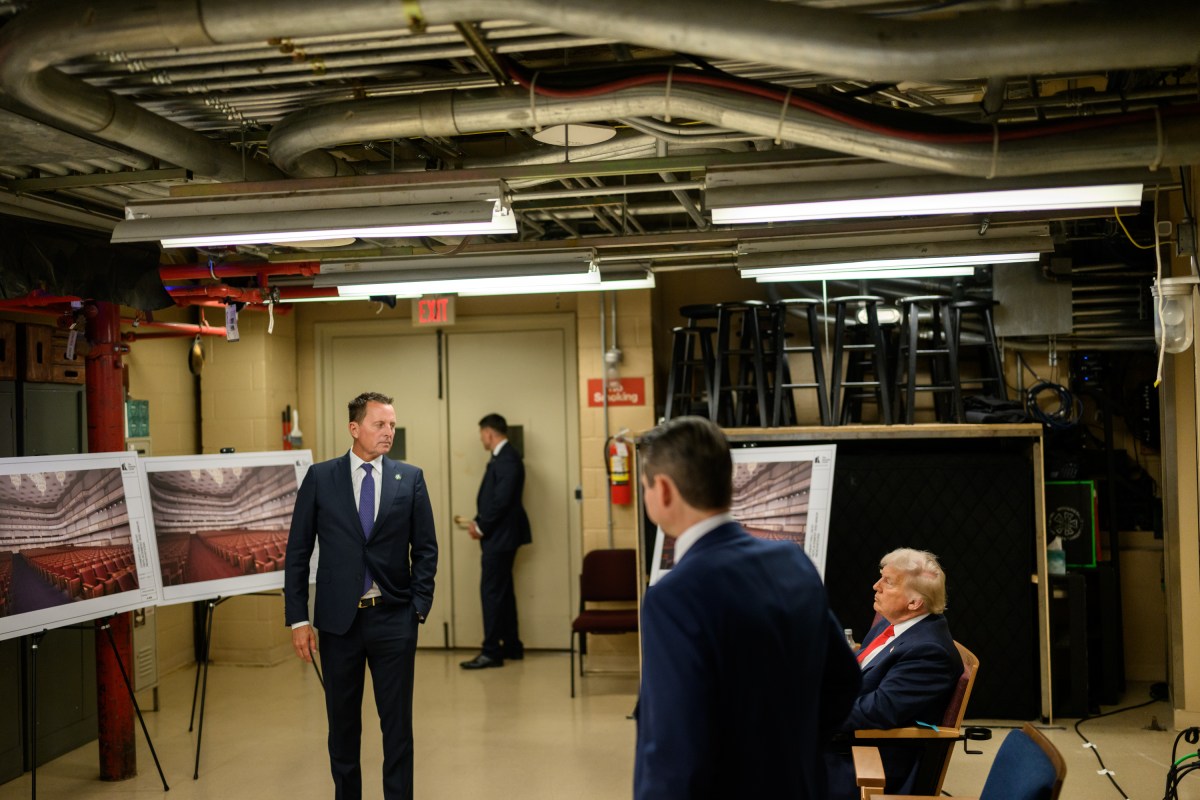 President Donald Trump discusses improvements to the John F. Kennedy Center for the Performing Arts with Kennedy Center Executive Director Richard Grenell in Washington, D.C., Wednesday, August 13, 2025. (Official White House Photo by Daniel Torok)