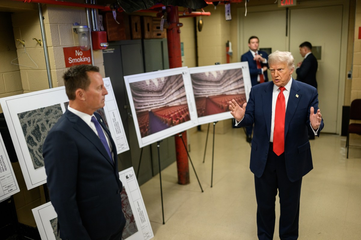 President Donald Trump discusses improvements to the John F. Kennedy Center for the Performing Arts with Kennedy Center Executive Director Richard Grenell in Washington, D.C., Wednesday, August 13, 2025. (Official White House Photo by Daniel Torok)