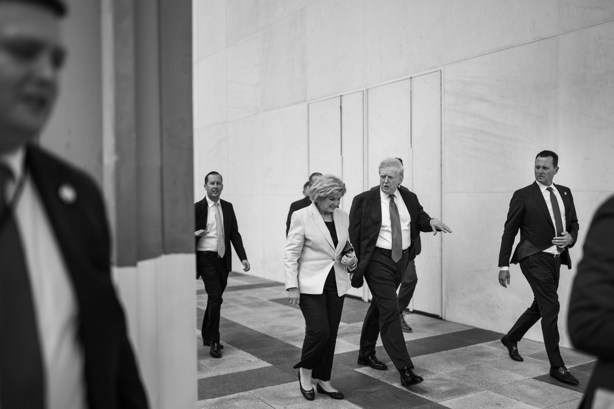President Donald Trump tours the John F. Kennedy Center for the Performing Arts in Washington, D.C., Wednesday, August 13, 2025. (Official White House Photo by Daniel Torok)