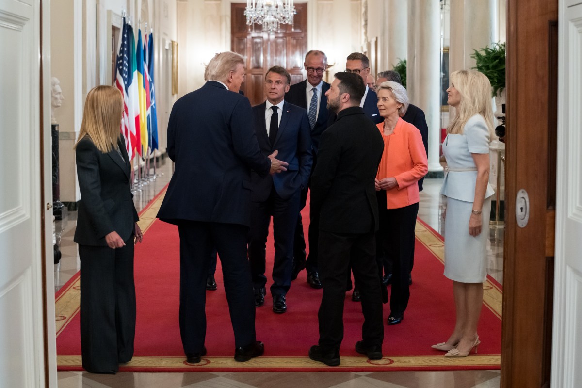 President Donald Trump hosts a multilateral meeting with President Volodymyr Zelenskyy of Ukraine and European leaders, Monday, August 18, 2025, in the East Room of the White House. (Official White House Photo by Andrea Hanks)