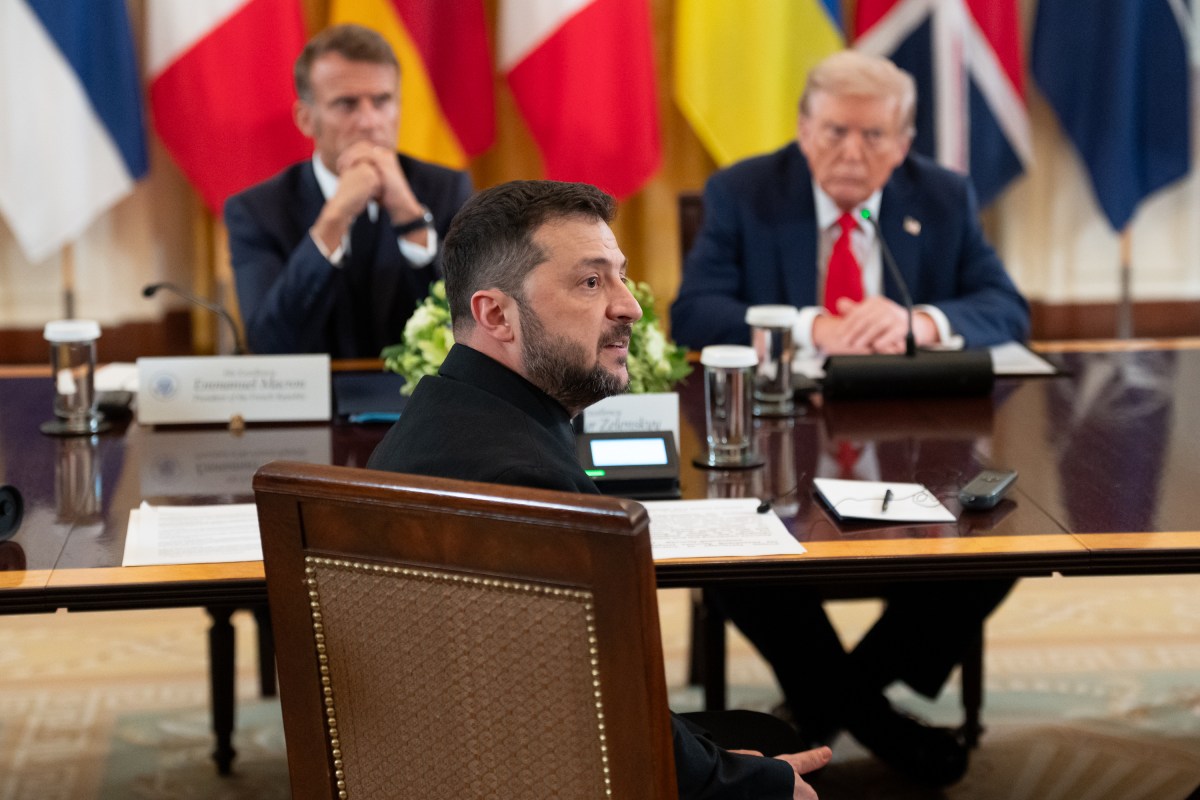 President Donald Trump hosts a multilateral meeting with President Volodymyr Zelenskyy of Ukraine and European leaders, Monday, August 18, 2025, in the East Room of the White House. (Official White House Photo by Andrea Hanks)