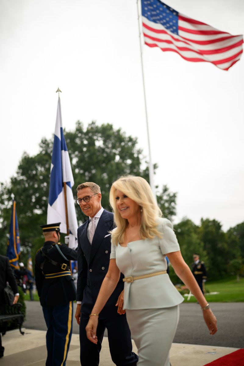 Finnish President Alexander Stubb arrives to the South Portico of the White House for a meeting with President Donald Trump, Ukraine’s President Volodymyr Zelensky, and other world leaders, Monday, August 18, 2025. (Official White House Photo by Daniel Torok)