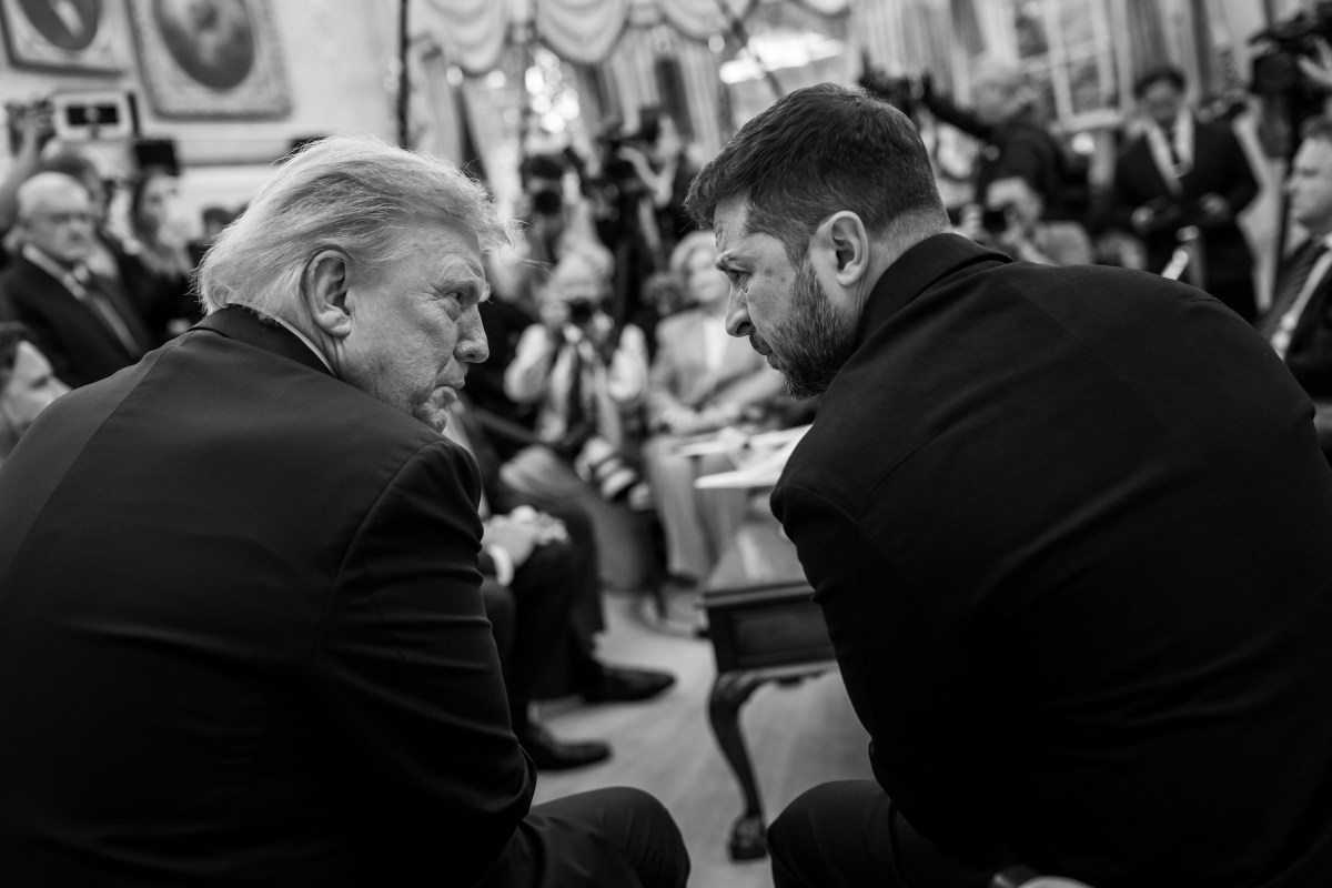 President Donald Trump participates in a bilateral meeting with President Volodymyr Zelenskyy of Ukraine, Monday, August 18, 2025, in the Oval Office. (Official White House Photo by Daniel Torok)
