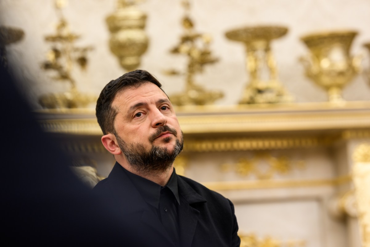 President Donald Trump participates in a bilateral meeting with President Volodymyr Zelenskyy of Ukraine, Monday, August 18, 2025, in the Oval Office. (Official White House Photo by Daniel Torok)