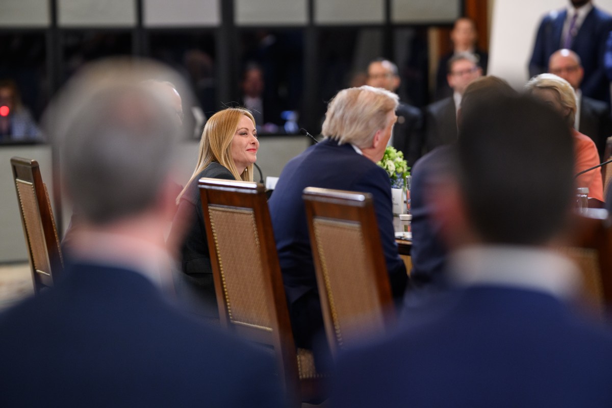 President Donald Trump hosts a multilateral meeting with President Volodymyr Zelenskyy of Ukraine and European leaders, Monday, August 18, 2025, in the East Room of the White House. (Official White House Photo by Daniel Torok)