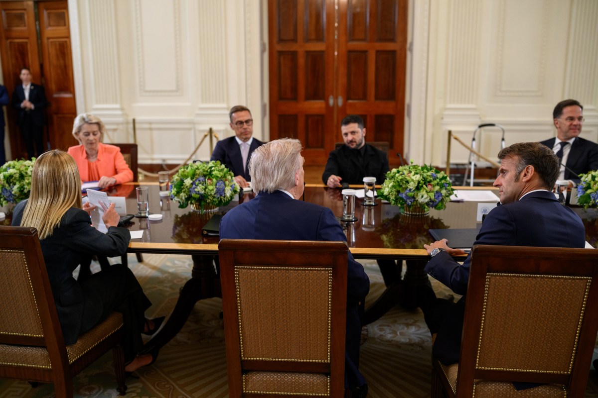 President Donald Trump hosts a multilateral meeting with President Volodymyr Zelenskyy of Ukraine and European leaders, Monday, August 18, 2025, in the East Room of the White House. (Official White House Photo by Daniel Torok)