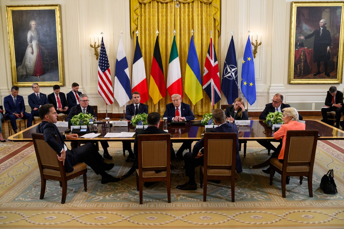 President Donald Trump hosts a multilateral meeting with President Volodymyr Zelenskyy of Ukraine and European leaders, Monday, August 18, 2025, in the East Room of the White House. (Official White House Photo by Daniel Torok)