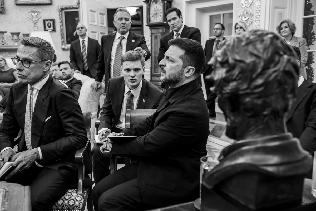 Ukrainian President Volodymyr Zelenskyy and other European leaders meet with President Donald Trump after his call with Russian President Vladimir Putin, Monday, August 18, 2025, in the Oval Office. (Official White House Photo by Daniel Torok)