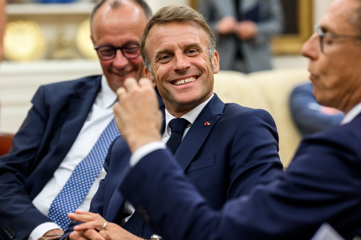 German Chancellor Friedrich Merz, French President Emmanuel Macron, Finnish President Alexander Stubb and other European leaders meet with President Donald Trump after his call with Russian President Vladimir Putin, Monday, August 18, 2025, in the Oval Office. (Official White House Photo by Daniel Torok)