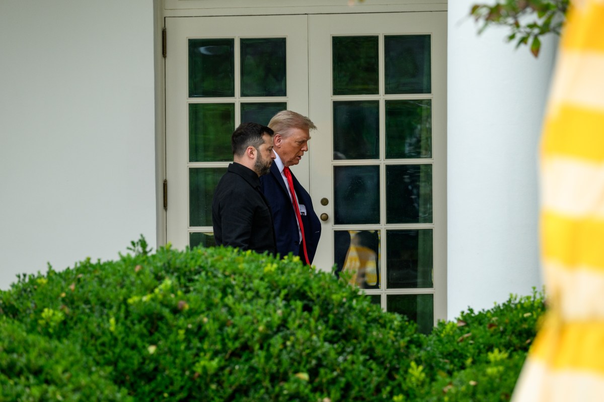 President Donald Trump and President Volodymyr Zelenskyy of Ukraine walk along the West Colonnade to the residence, Monday, August 18, 2025, to attend a multilateral meeting with European leaders. (Official White House Photo by Joyce N. Boghosian)