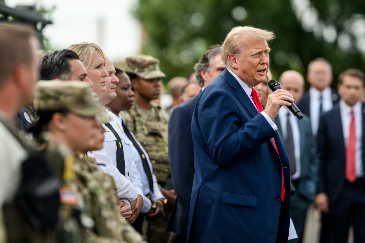 President Donald Trump delivers remarks to law enforcement and members of the National Guard at the U.S. Park Police Anacostia Operations Facility, Thursday, August 21, 2025, in Washington, D.C. (Official White House Photo by Daniel Torok)