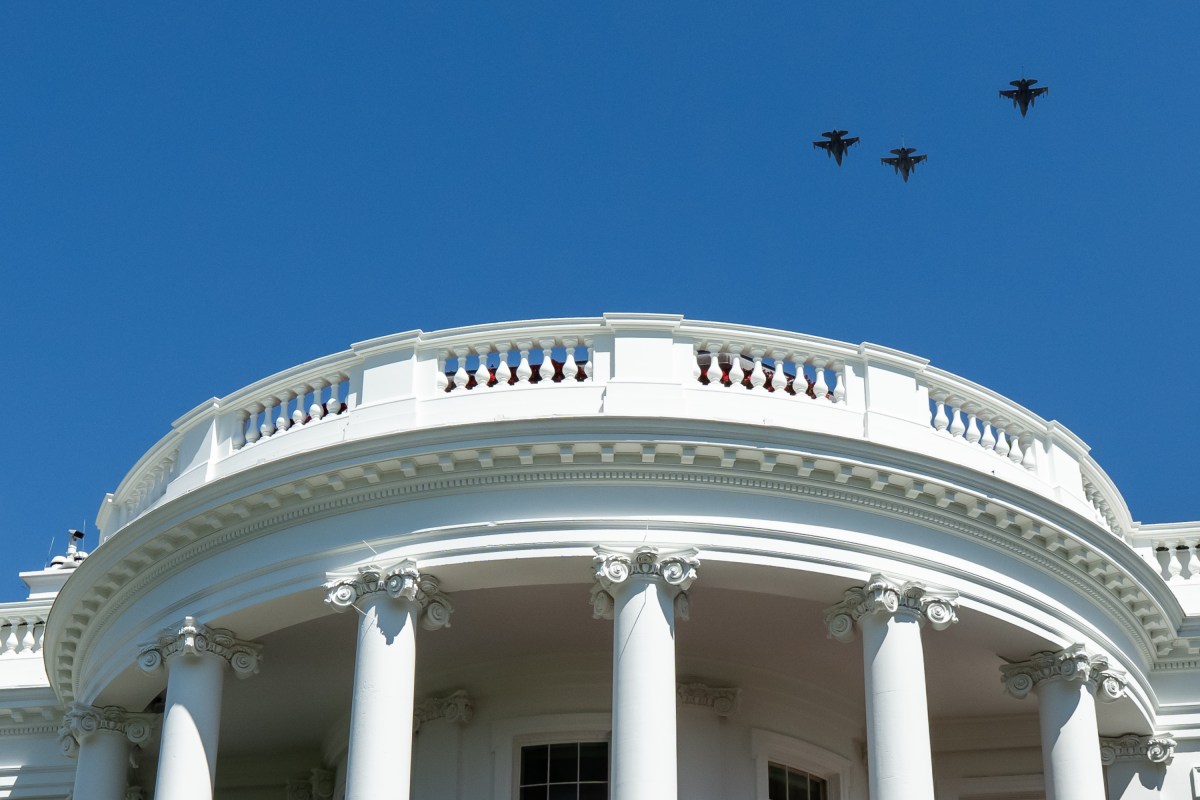 F-35 and F-16 fighter jets perform a flyover at the White House in honor of the visit of President Karol Nawrocki of the Republic of Poland, Wednesday, September 3, 2025. A single F-16 jet flew above in a “missing man” formation as a tribute to a Polish AirForce officer who died during a training exercise the previous week. (Official White House Photo by Andrea Hanks)