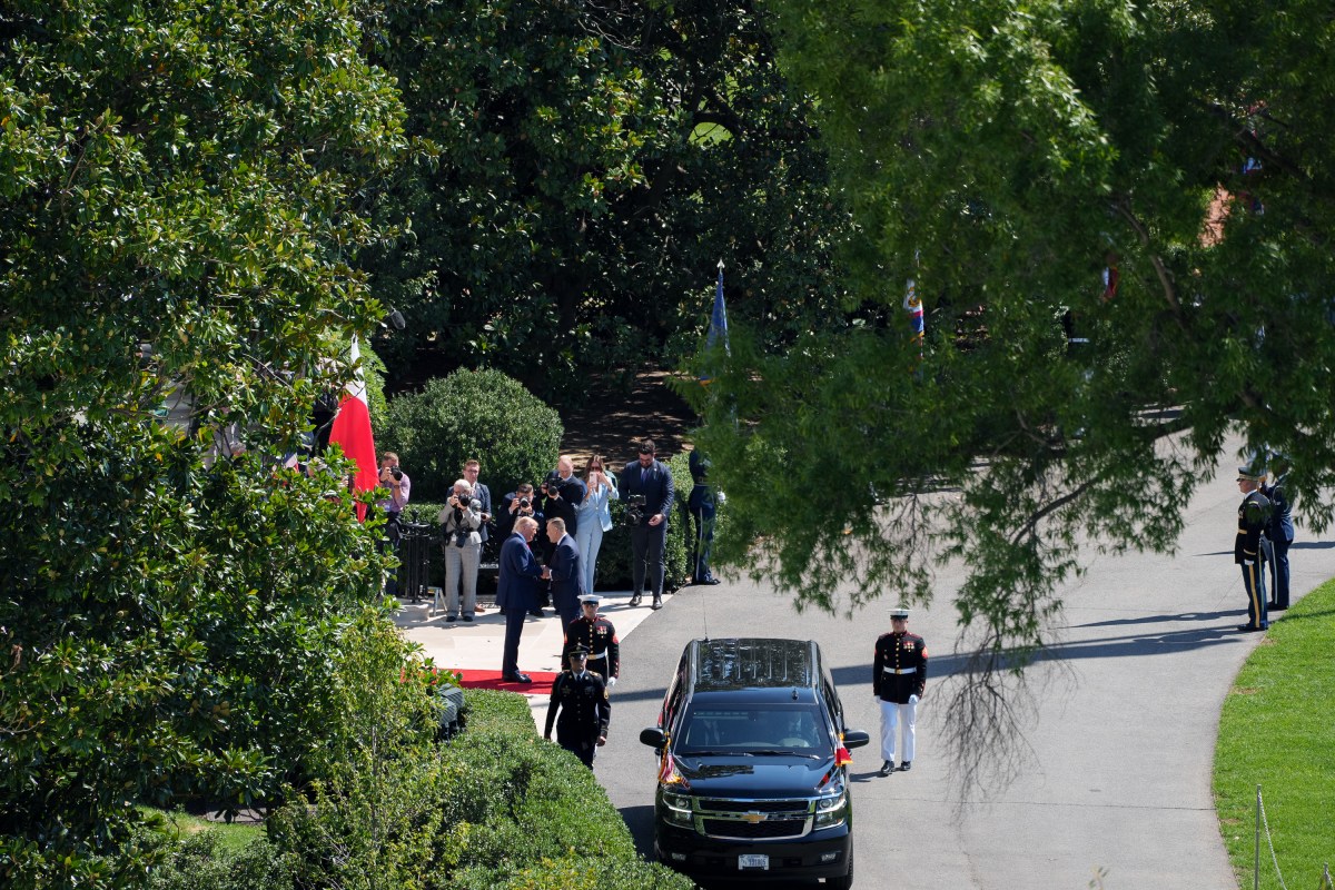 President Donald Trump greets President Karol Nawrocki of Poland, Wednesday, September 3, 2025, at the South Portico of the White House.   (Official White House Photo by Abe McNatt)