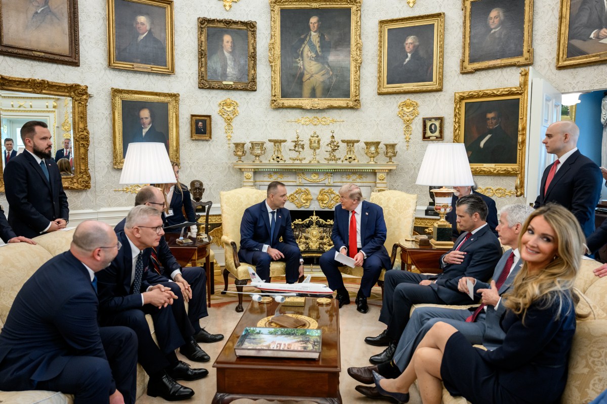 President Donald Trump hosts a bilateral meeting with Polish President Karol Nawrocki, Wednesday, September 3, 2025, in the Oval Office. (Official White House Photo by Joyce N. Boghosian)