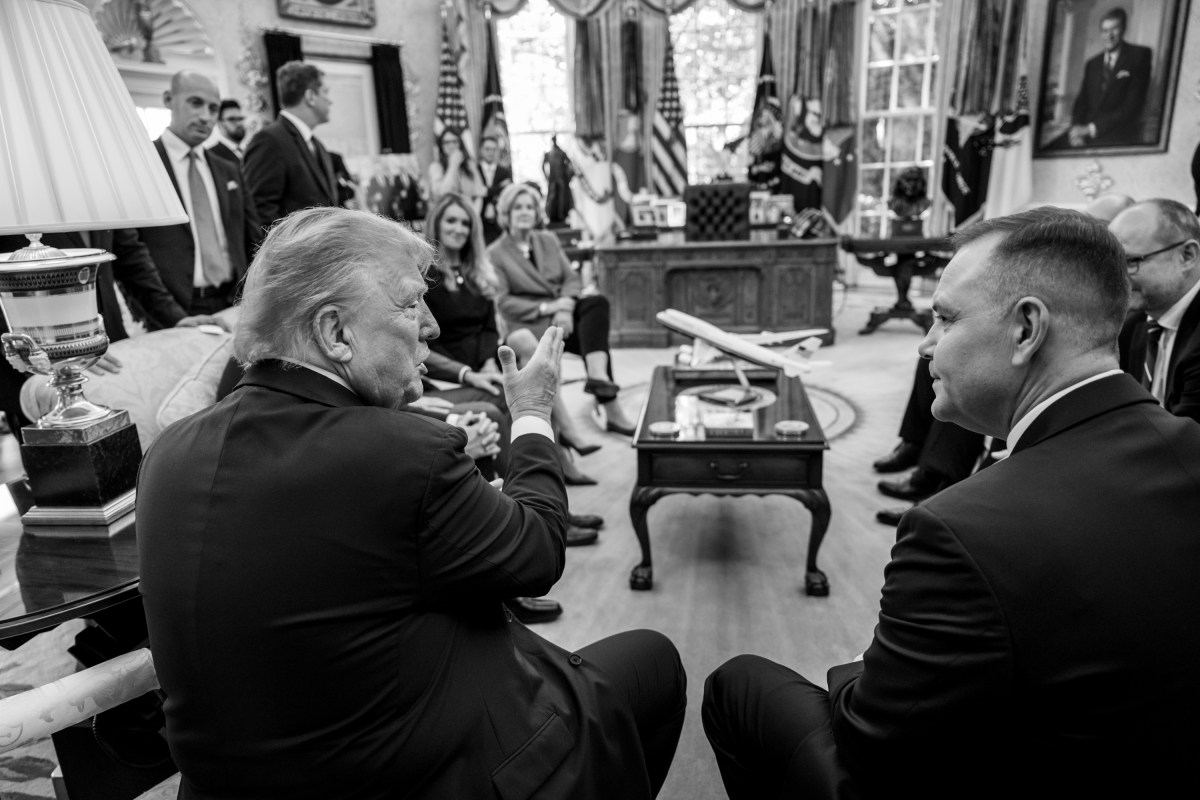 President Donald Trump hosts a bilateral meeting with Polish President Karol Nawrocki, Wednesday, September 3, 2025, in the Oval Office. (Official White House Photo by Joyce N. Boghosian)