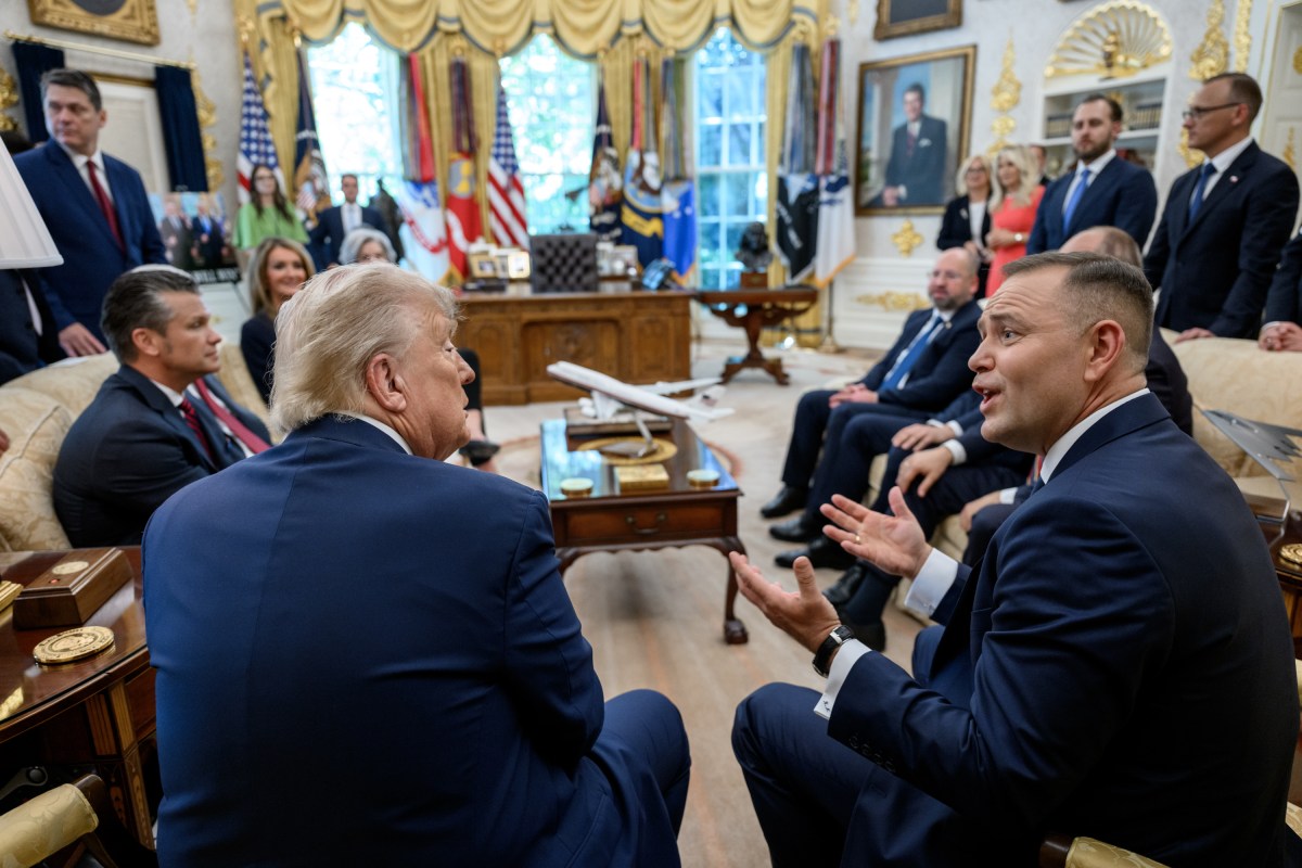 President Donald Trump hosts a bilateral meeting with Polish President Karol Nawrocki, Wednesday, September 3, 2025, in the Oval Office. (Official White House Photo by Joyce N. Boghosian)