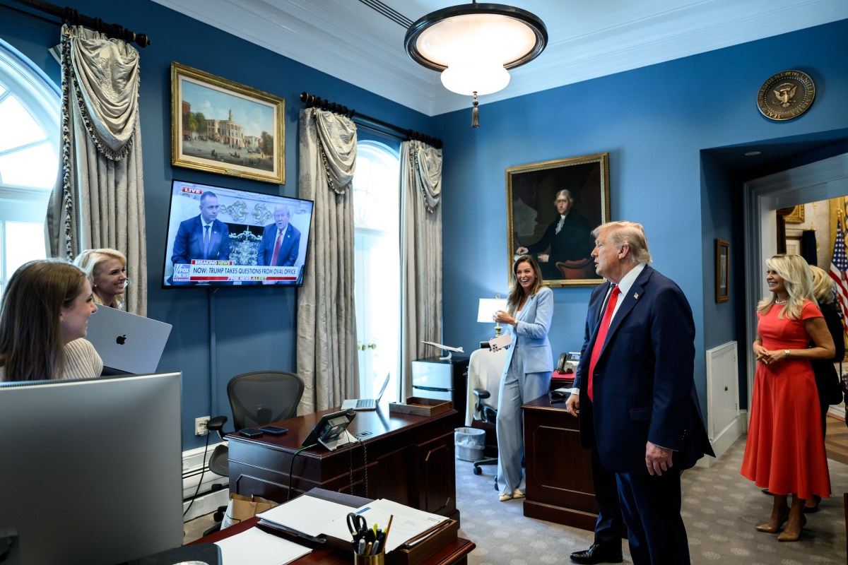 President Donald Trump watches the news in the Outer Oval Office after a bilateral meeting with Polish President Karol Nawrocki, Wednesday, September 3, 2025. (Official White House Photo by Joyce N. Boghosian)