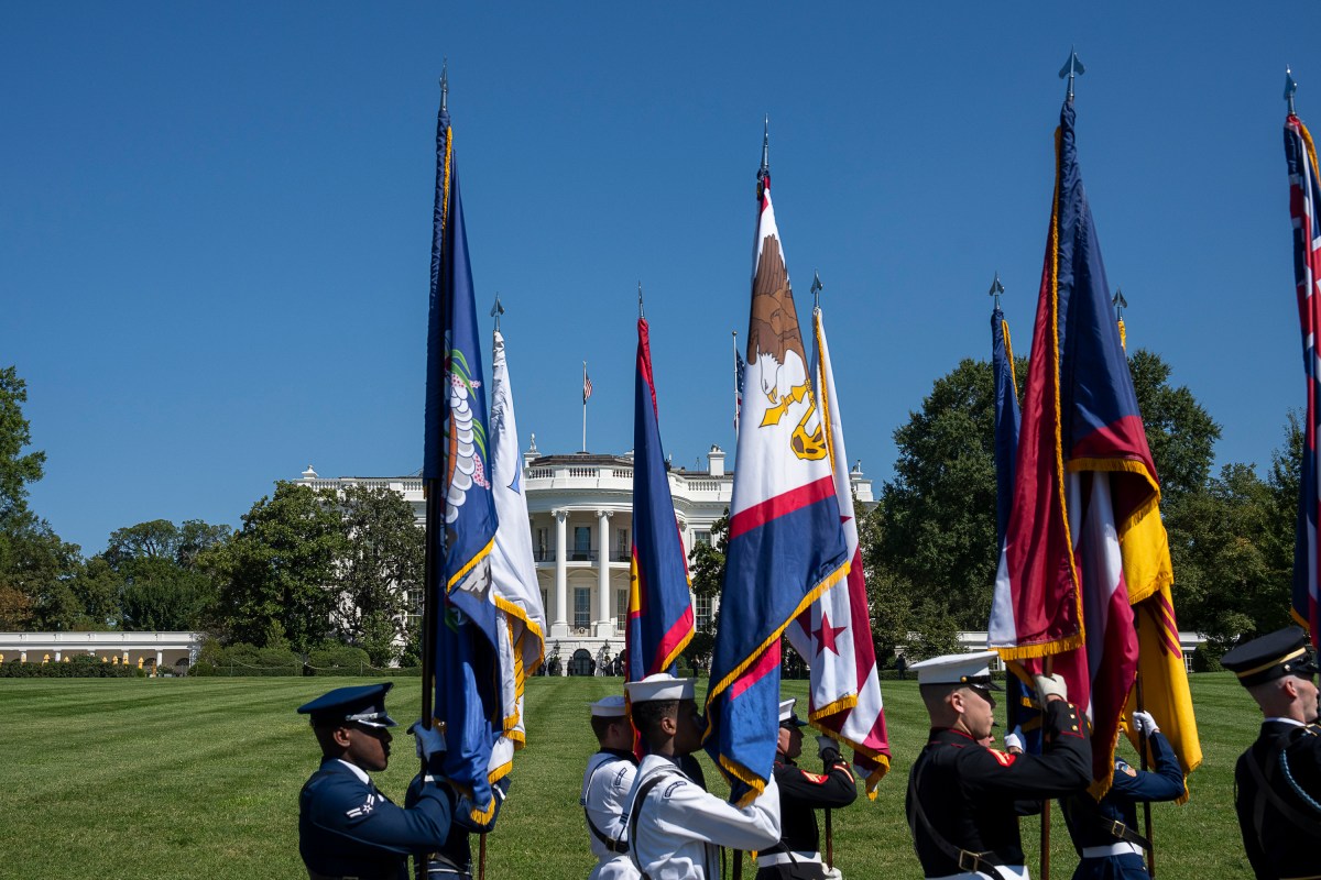 Members of the Presidential Honor Guard prepare to greet President Karol Nawrocki of Poland, Wednesday, September 3, 2025, at the South Portico of the White House. 
(Official White House Photo by Juliana Luz)