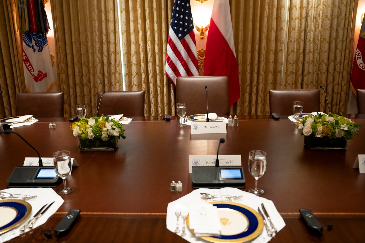 Resident Staff prepare the luncheon during the visit of President Karol Nawrocki of the Republic of Poland Wednesday, September 3, 2025, at the White House. 
(Official White House Photo by Juliana Luz)
