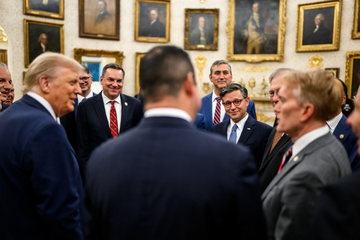 President Donald Trump hosts a dinner in the newly renovated White House Rose Garden, Friday, September 5, 2025. (Official White House Photo by Daniel Torok)