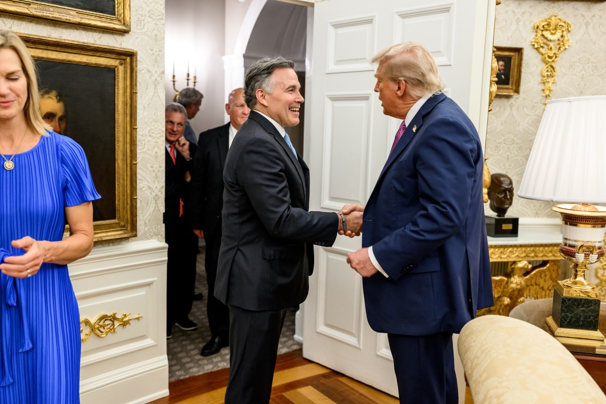 President Donald Trump hosts a dinner in the newly renovated White House Rose Garden, Friday, September 5, 2025. (Official White House Photo by Daniel Torok)