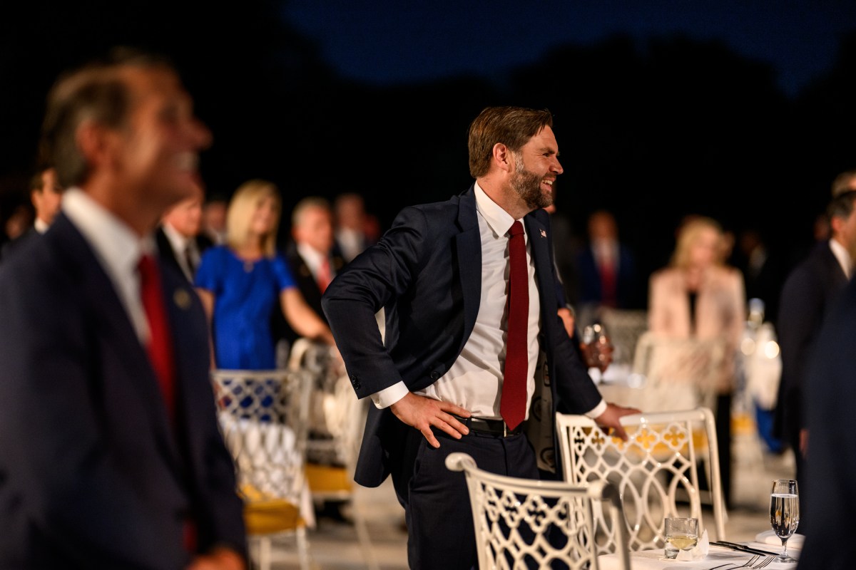 President Donald Trump hosts a dinner in the newly renovated White House Rose Garden, Friday, September 5, 2025. (Official White House Photo by Daniel Torok)