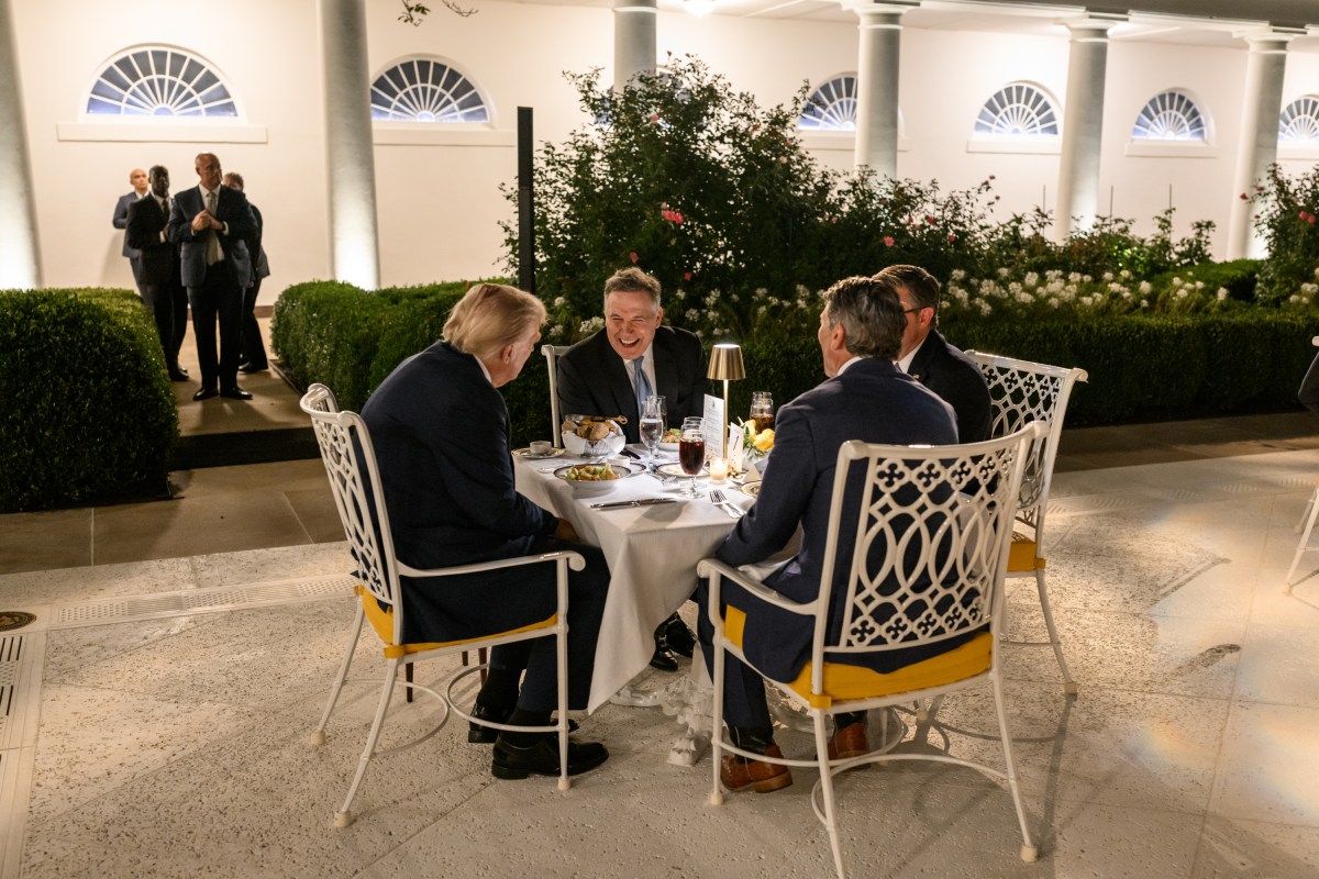 President Donald Trump hosts a dinner in the newly renovated White House Rose Garden, Friday, September 5, 2025. (Official White House Photo by Daniel Torok)