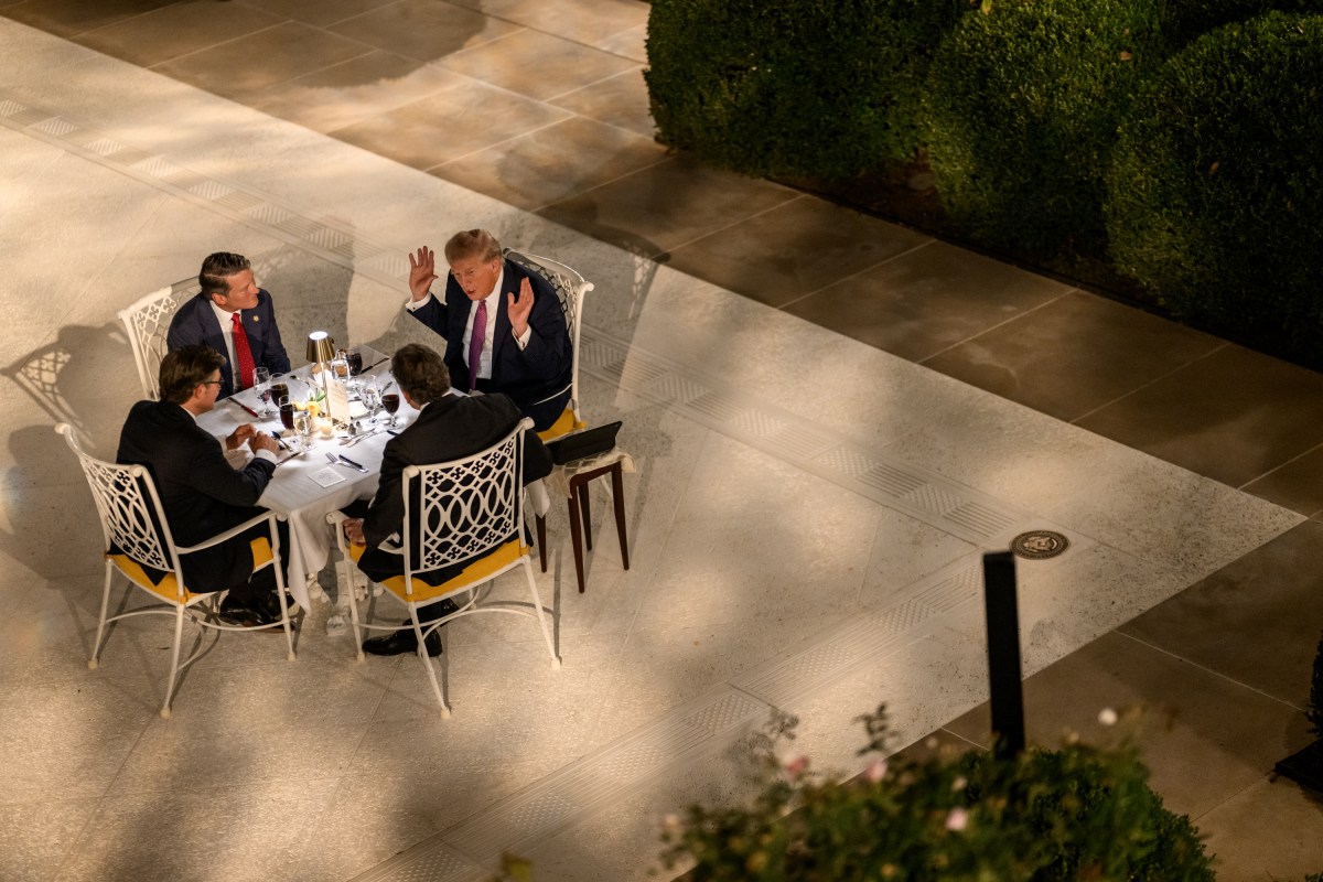 President Donald Trump hosts a dinner in the newly renovated White House Rose Garden, Friday, September 5, 2025. (Official White House Photo by Daniel Torok)