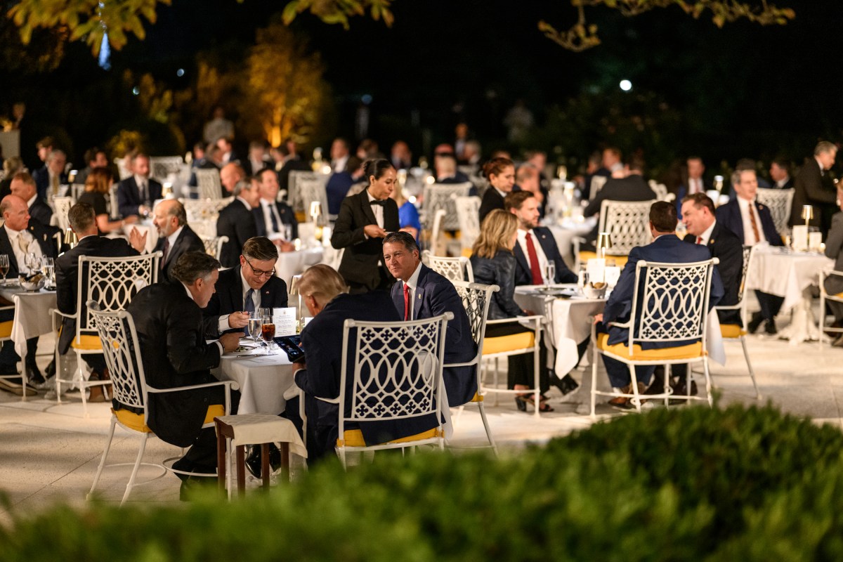 President Donald Trump hosts a dinner in the newly renovated White House Rose Garden, Friday, September 5, 2025. (Official White House Photo by Daniel Torok)