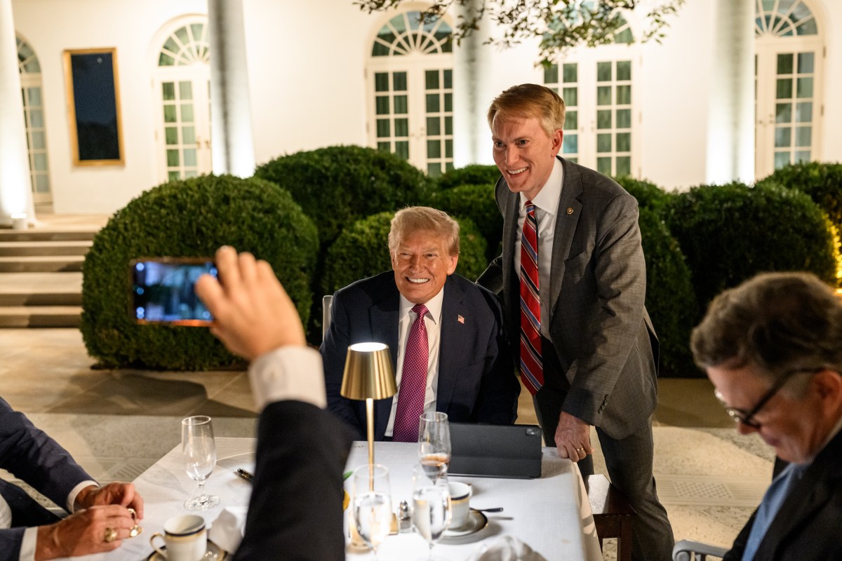 President Donald Trump hosts a dinner in the newly renovated White House Rose Garden, Friday, September 5, 2025. (Official White House Photo by Daniel Torok)