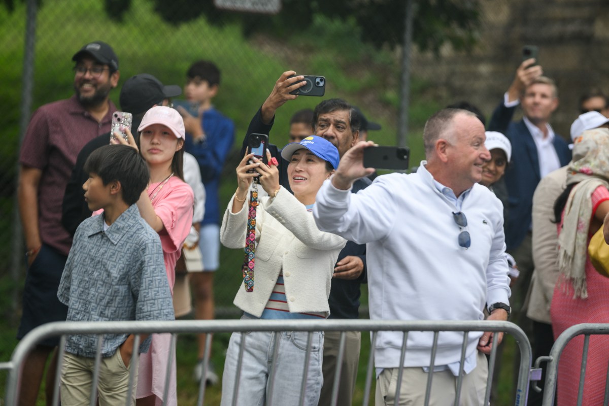 President Donald Trump’s motorcade rolls towards Billie Jean King National Tennis Center in Flushing Meadows, New York, Sunday, September 7, 2025. (Official White House Photo by Daniel Torok)