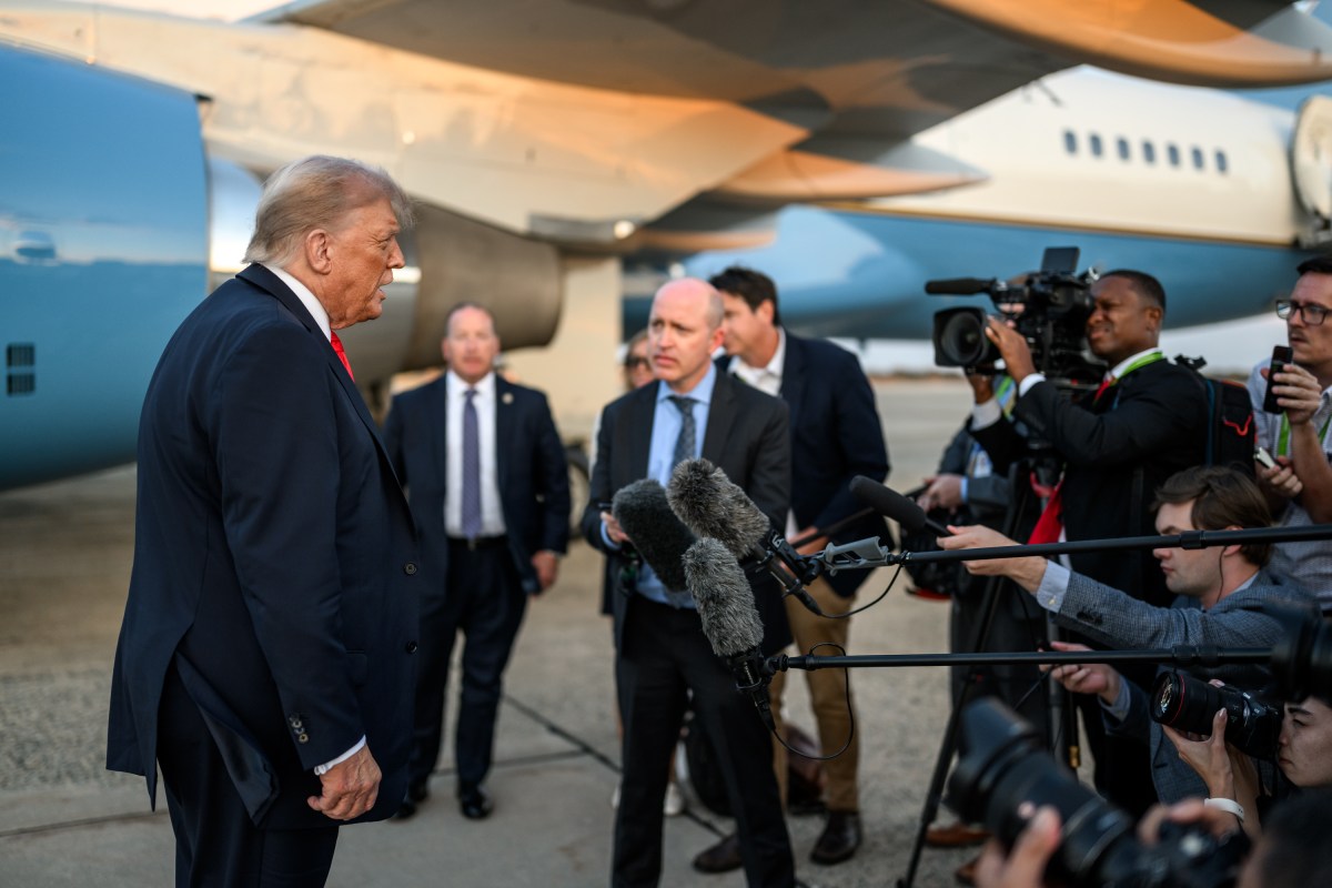 President Donald Trump speaks with members of the media at Joint Base Andrews, Maryland on Sunday, September 7, 2025 after attending the U.S. Open Men’s Championship in New York. (Official White House Photo by Daniel Torok)