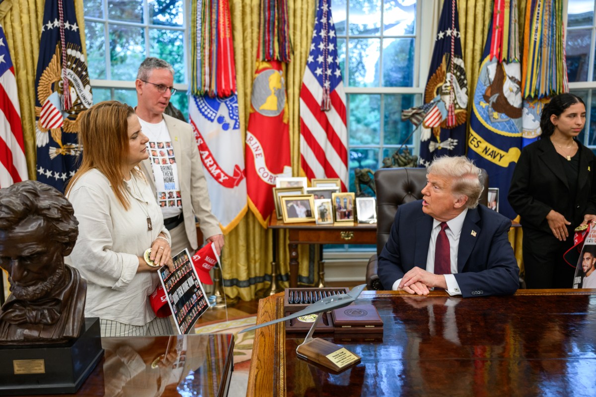 President Donald Trump meets with freed Israeli hostages Ohad Ben Ami and Raz Ben Ami, Wednesday, September 10, 2025, in the Oval Office. (Official White House Photo by Joyce N. Boghosian)