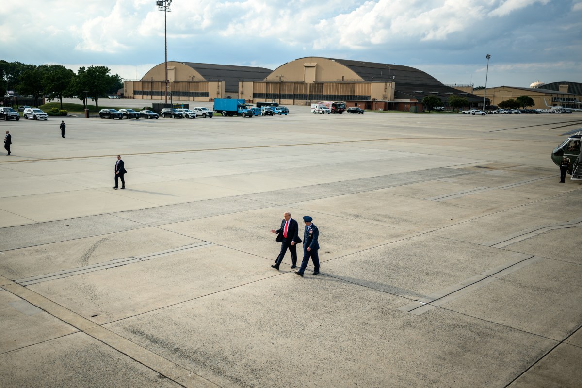 President Donald Trump disembarks Marine One and boards Air Force One at Joint Base Andrews, Maryland, Thursday, September 11, 2025, en route to LaGuardia Airport in East Elmhurst, Queens, New York. (Official White House Photo by Daniel Torok)