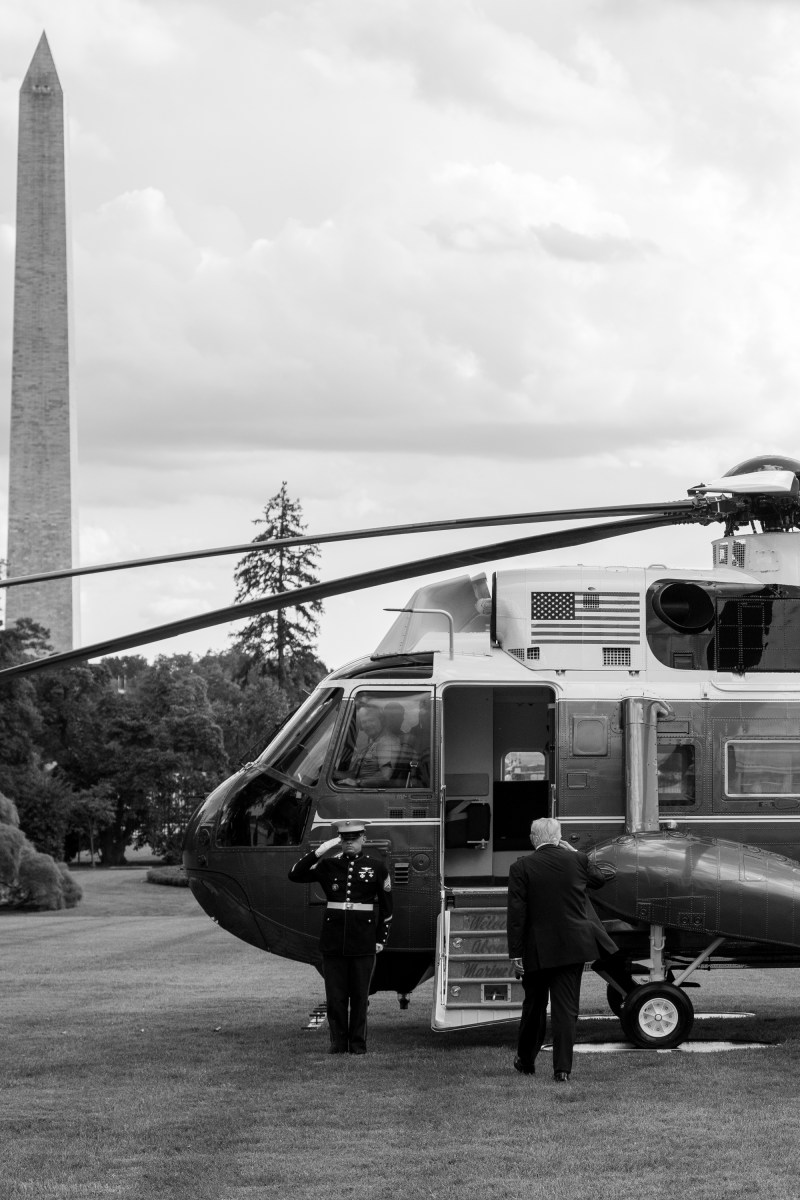 President Donald Trump boards Marine One on the South Lawn of the White House en route to Joint Base Andrews, Maryland on Thursday, September 11, 2025, for a trip to New York. (Official White House Photo by Emily J. Higgins.)