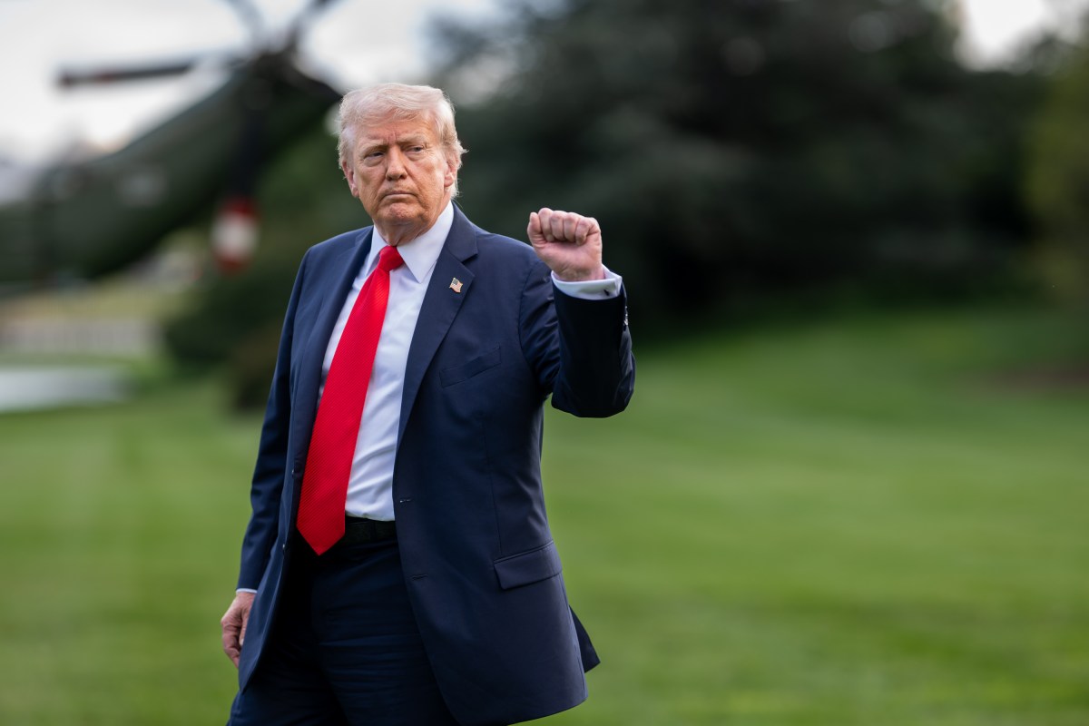 President Donald J. Trump departs the White House via the South Lawn on Thursday, September 11th, 2025. (Official White House Photo by Harrison Koeppel)