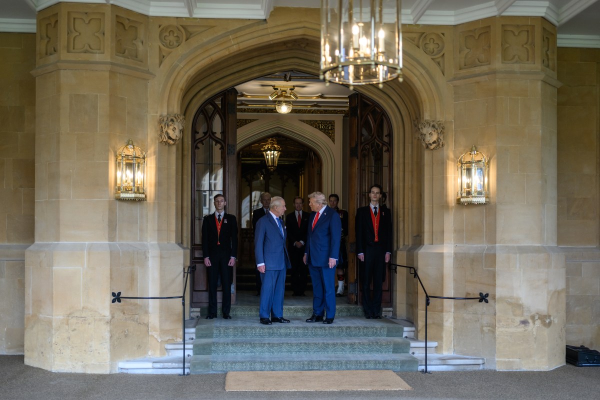 President Donald Trump and First Lady Melania Trump bid their farewells to King Charles III and Queen Camilla at Windsor Castle, Thursday, September 18, 2025, in Windsor, England. (Official White House Photo by Daniel Torok)