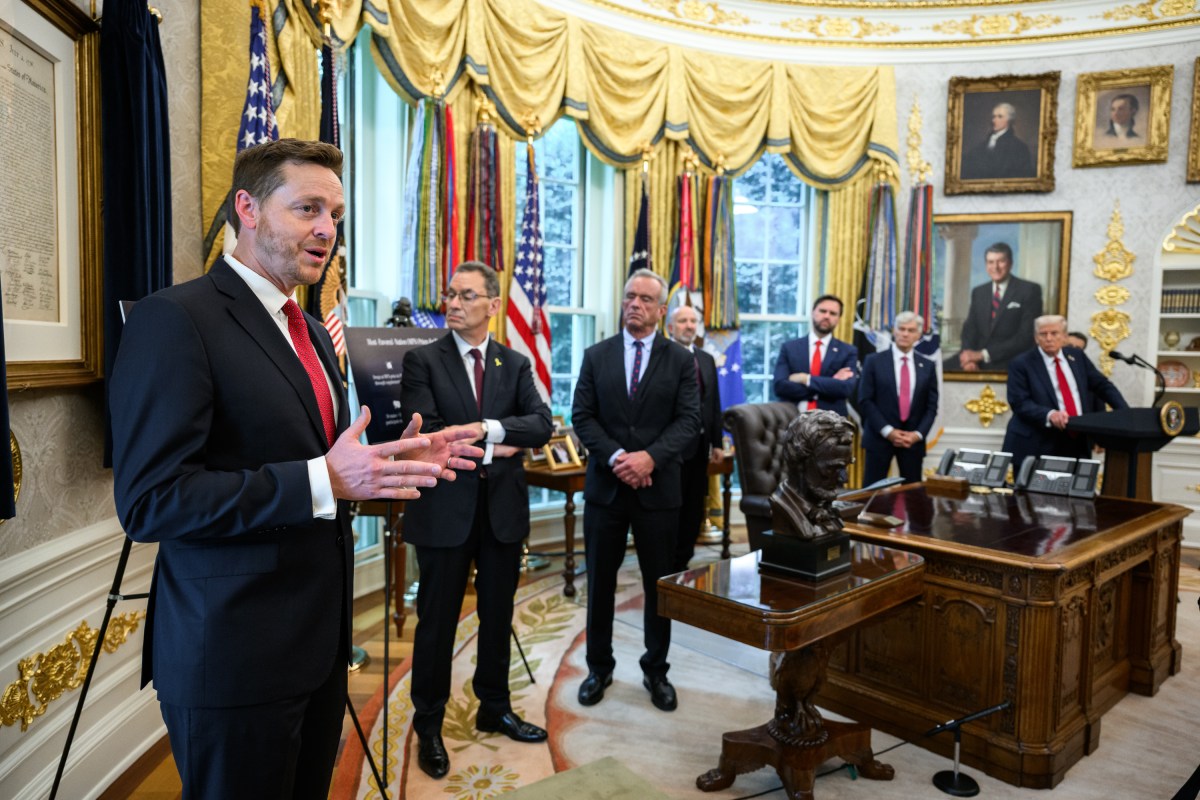 Medicare Director and Deputy CMS Administrator Chris Klomp delivers remarks after President Donald Trump made an announcement on drug pricing, Tuesday, September 30, 2025, in the Oval Office. (Official White House Photo by Joyce N. Boghosian)