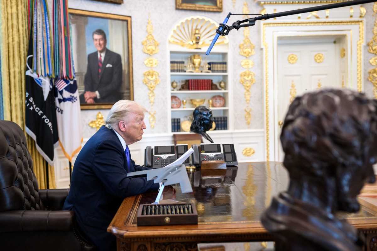 President Donald Trump receives an update from Secretary of State Marco Rubio on the U.S. peace plan for Gaza in the Oval Office, Friday, October 3, 2025. (Official White House Photo by Molly Riley)