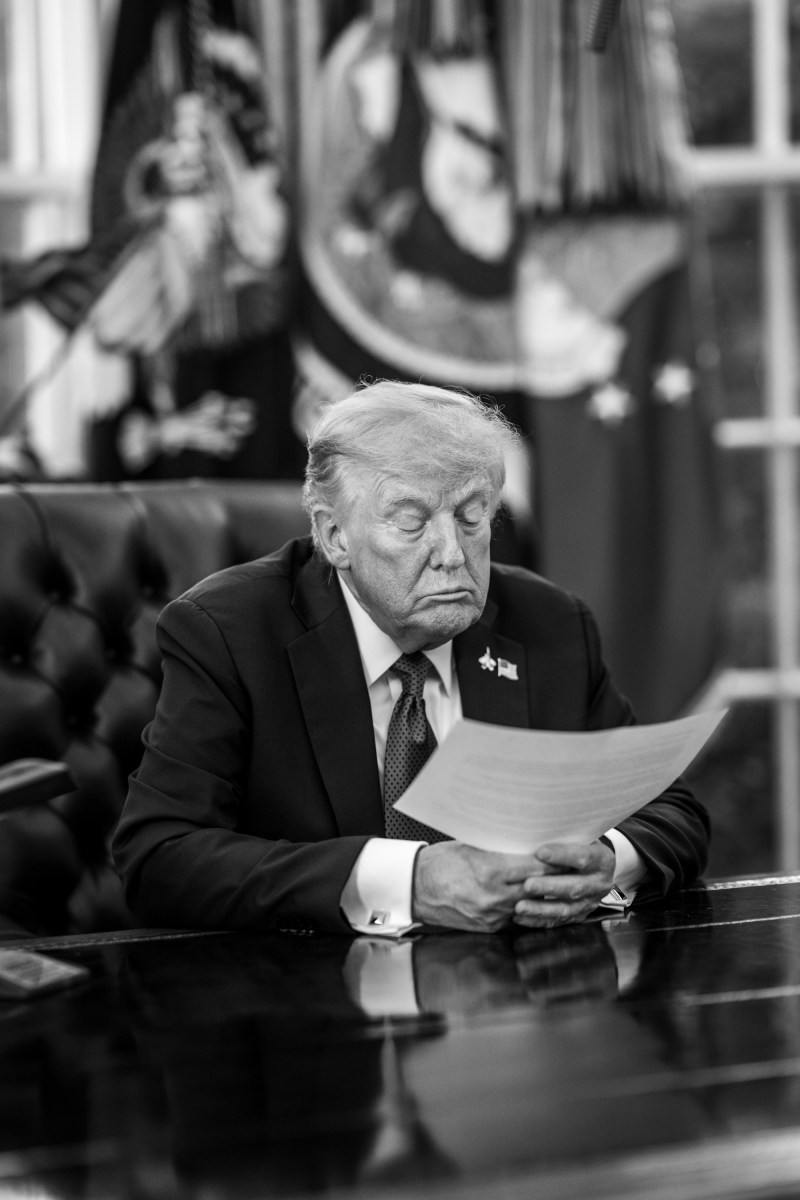 President Donald Trump receives an update from Secretary of State Marco Rubio on the U.S. peace plan for Gaza in the Oval Office, Friday, October 3, 2025. (Official White House Photo by Molly Riley)