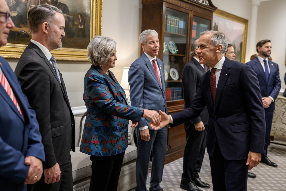 Canadian Prime Minister Mark Carney greets Vice President JD Vance and members of the U.S. delegation as he arrives to the West Wing of the White House for a meeting with President Donald Trump, Tuesday, October 7, 2025. (Official White House Photo by Daniel Torok)