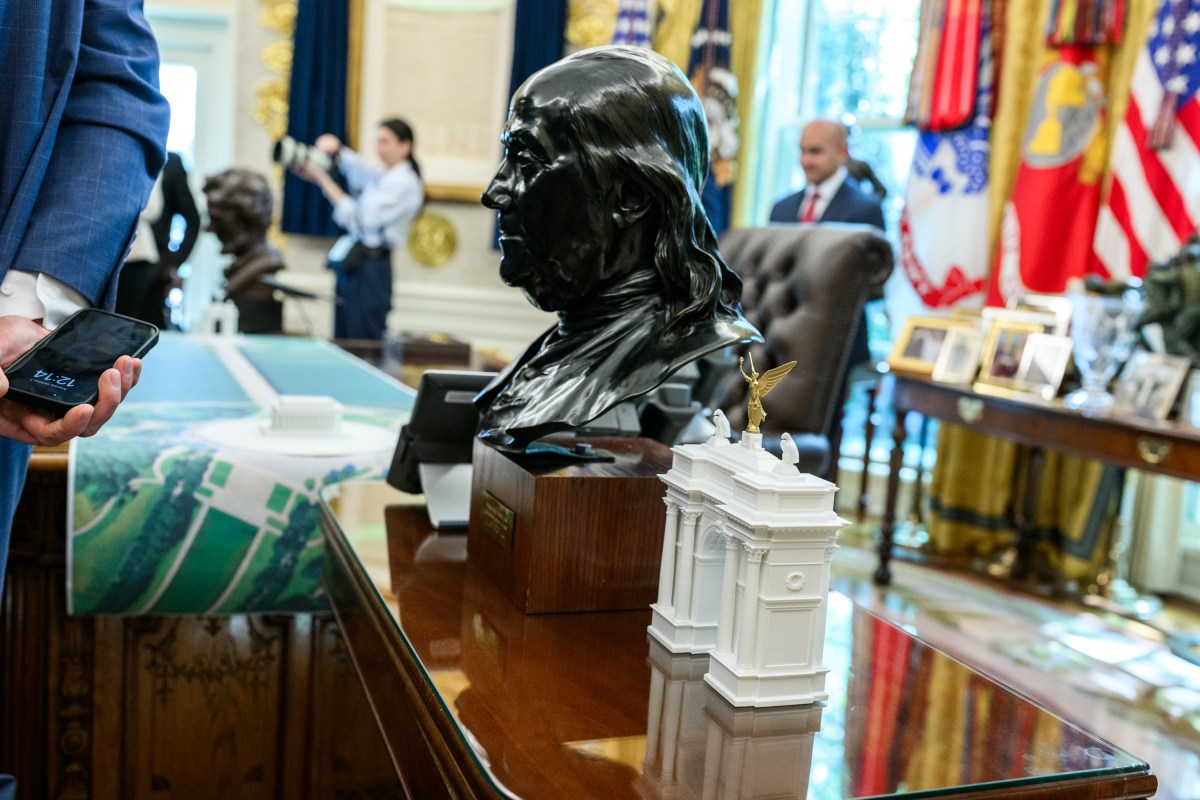 President Donald Trump and Canadian Prime Minister Mark Carney field questions from members of the media before their meeting, Tuesday, October 7, 2025, in the Oval Office. (Official White House Photo by Daniel Torok)