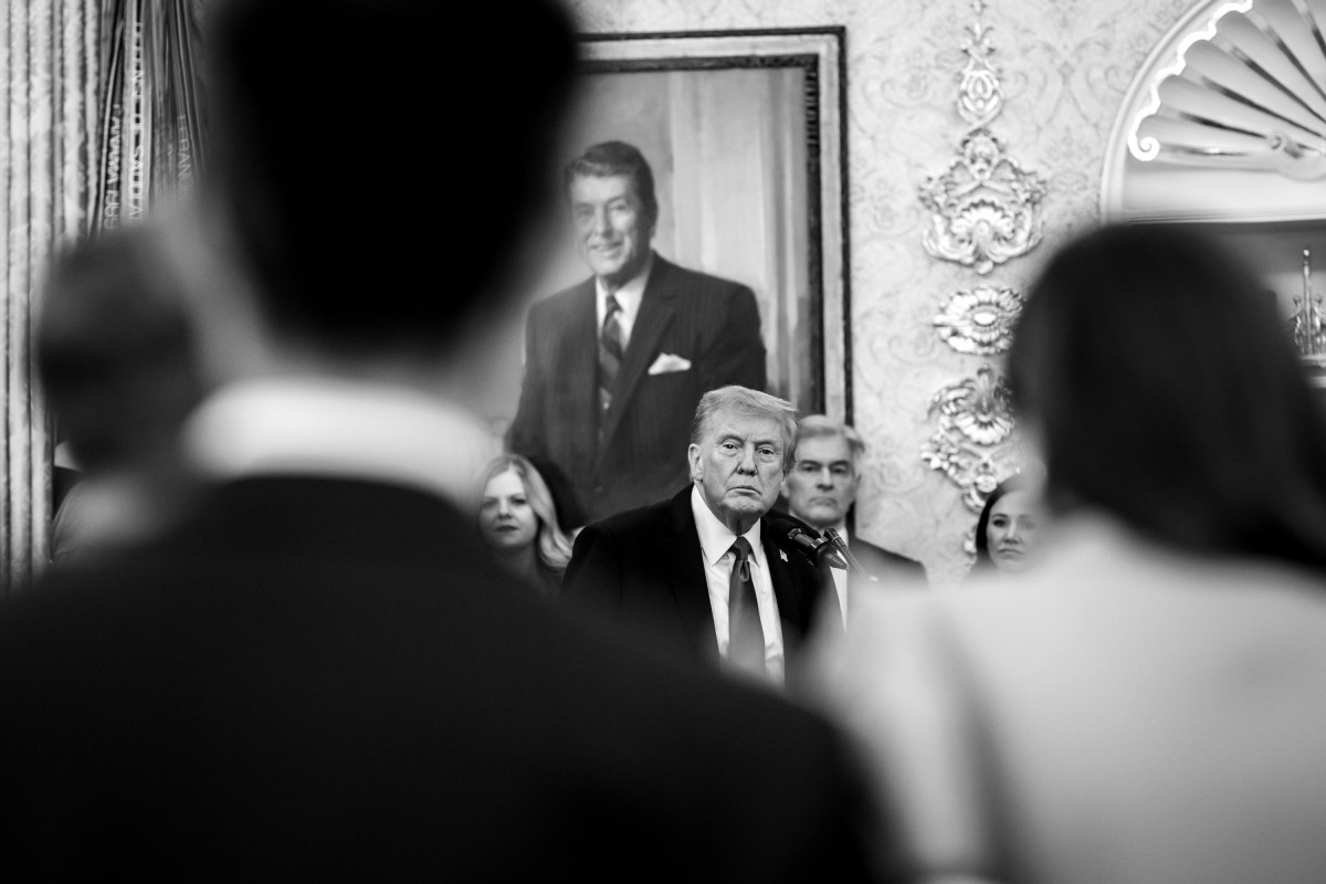 President Donald Trump delivers remarks regarding access to fertility drugs alongside HHS Secretary Robert F. Kennedy, Jr., Secretary of Commerce Howard Lutnick, CMMS Administrator Dr. Mehmet Oz, Secretary of Labor Lori Chavez-DeRemer Rep. Katie Britt (R-AL) and guests, Thursday, October 16, 2025, in the Oval Office.(Official White House Photo by Molly Riley)
