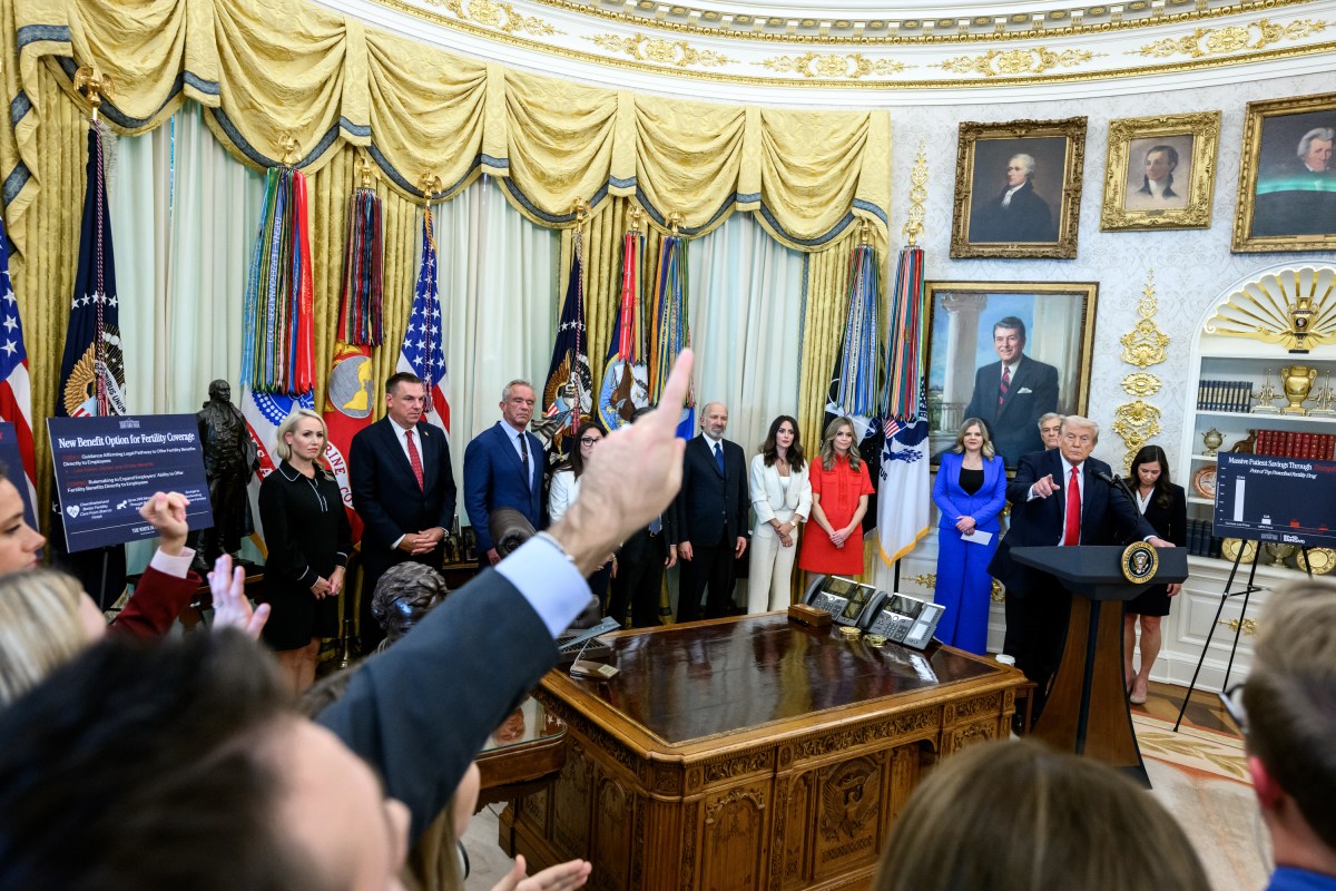 President Donald Trump delivers remarks regarding access to fertility drugs alongside HHS Secretary Robert F. Kennedy, Jr., Secretary of Commerce Howard Lutnick, CMMS Administrator Dr. Mehmet Oz, Secretary of Labor Lori Chavez-DeRemer Rep. Katie Britt (R-AL) and guests, Thursday, October 16, 2025, in the Oval Office.(Official White House Photo by Molly Riley)