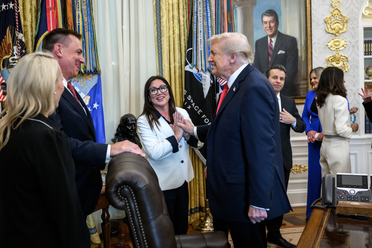 President Donald Trump delivers remarks regarding access to fertility drugs alongside HHS Secretary Robert F. Kennedy, Jr., Secretary of Commerce Howard Lutnick, CMMS Administrator Dr. Mehmet Oz, Secretary of Labor Lori Chavez-DeRemer Rep. Katie Britt (R-AL) and guests, Thursday, October 16, 2025, in the Oval Office.(Official White House Photo by Molly Riley)